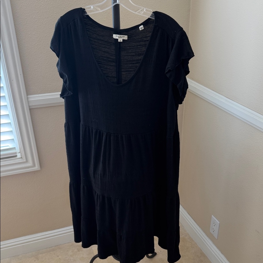 Max Studio Black Dress with Ruffled Sleeves